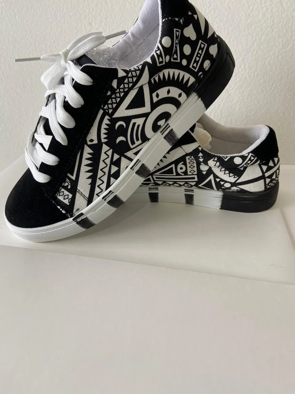 Unieke print comfortabele sneakers.