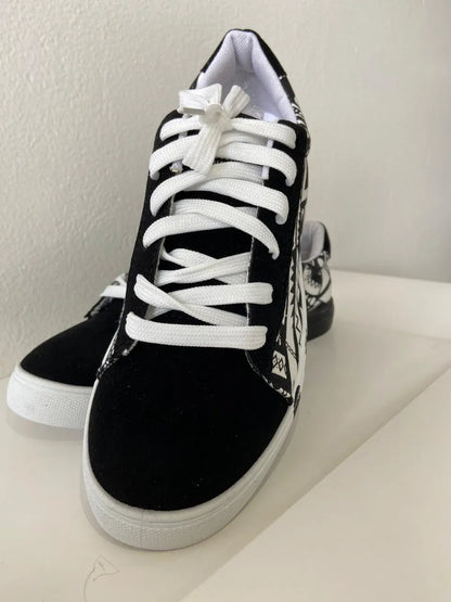 Unieke print comfortabele sneakers.